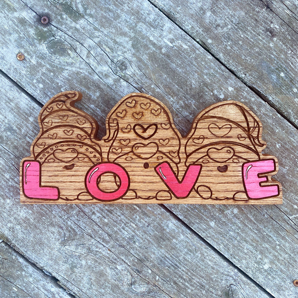 Gnome LOVE Sign