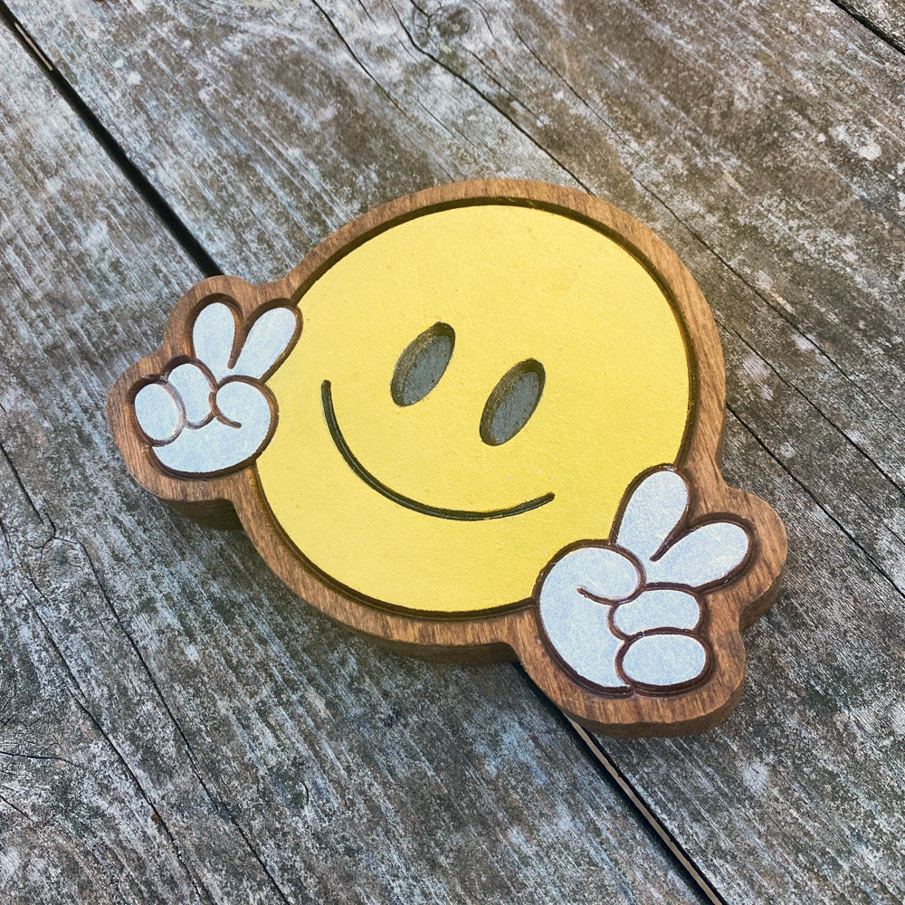 Peace Smiley Guy Wood Sign - Size Small - White Hands