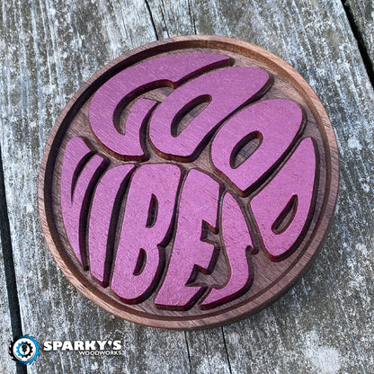 Good Vibes - Round Small - Walnut - Painted