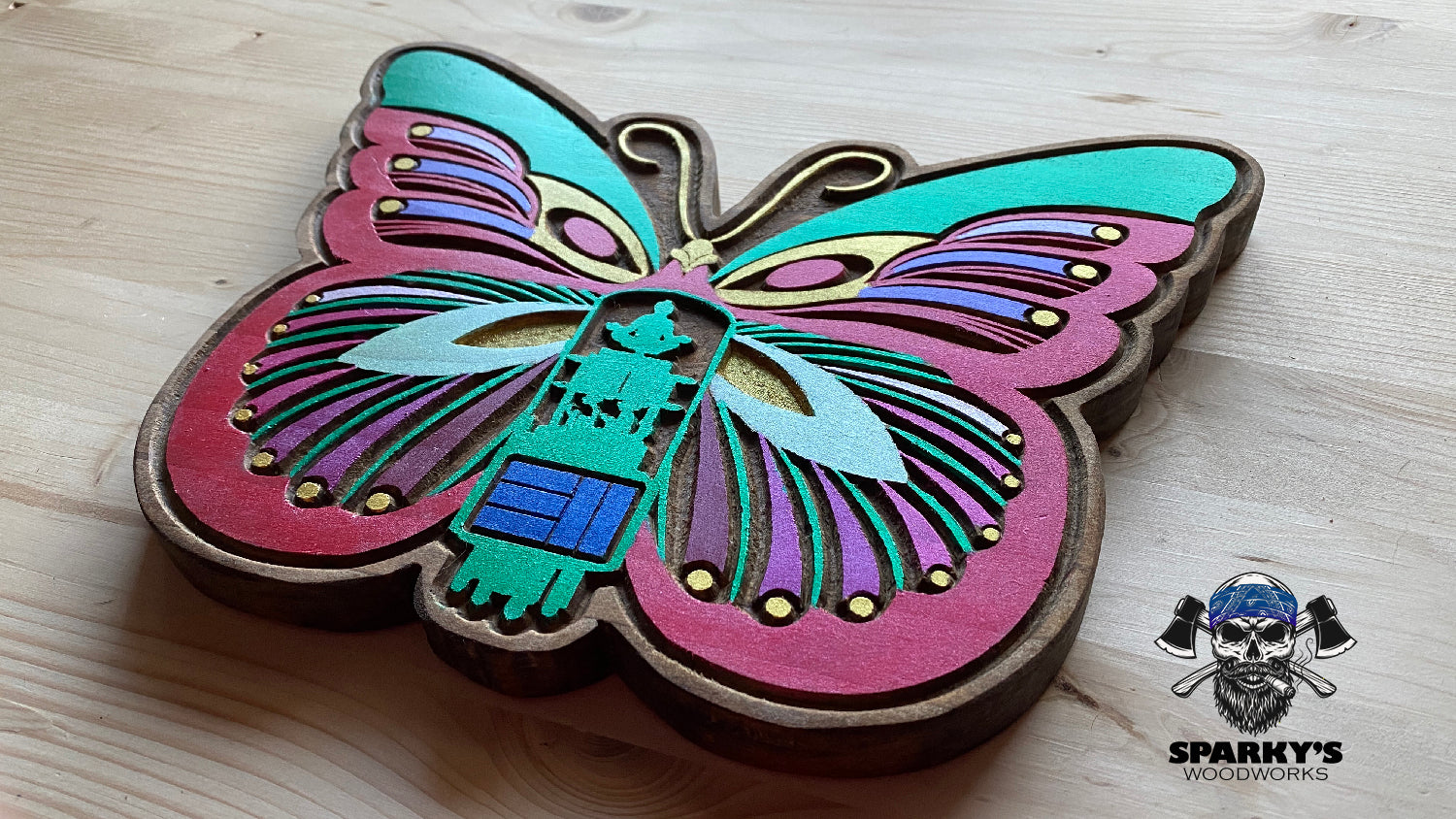LE 311 Christmas Edition Transistor Butterfly Wood Decor